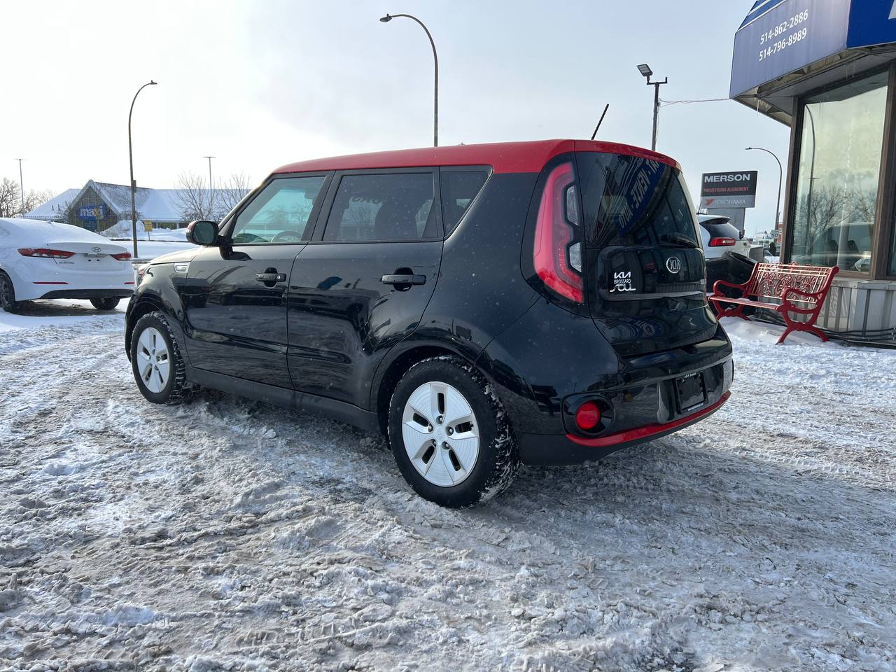 2016 Kia Soul EV Luxury**Jamais Accidentee**NAVIGATION**CUIR**SIEGES CHAUFFANTS AVANT ET ARRIERE**SIEGES FROIDS**VOLANT CHAUFFANT**MAGS** Main Image