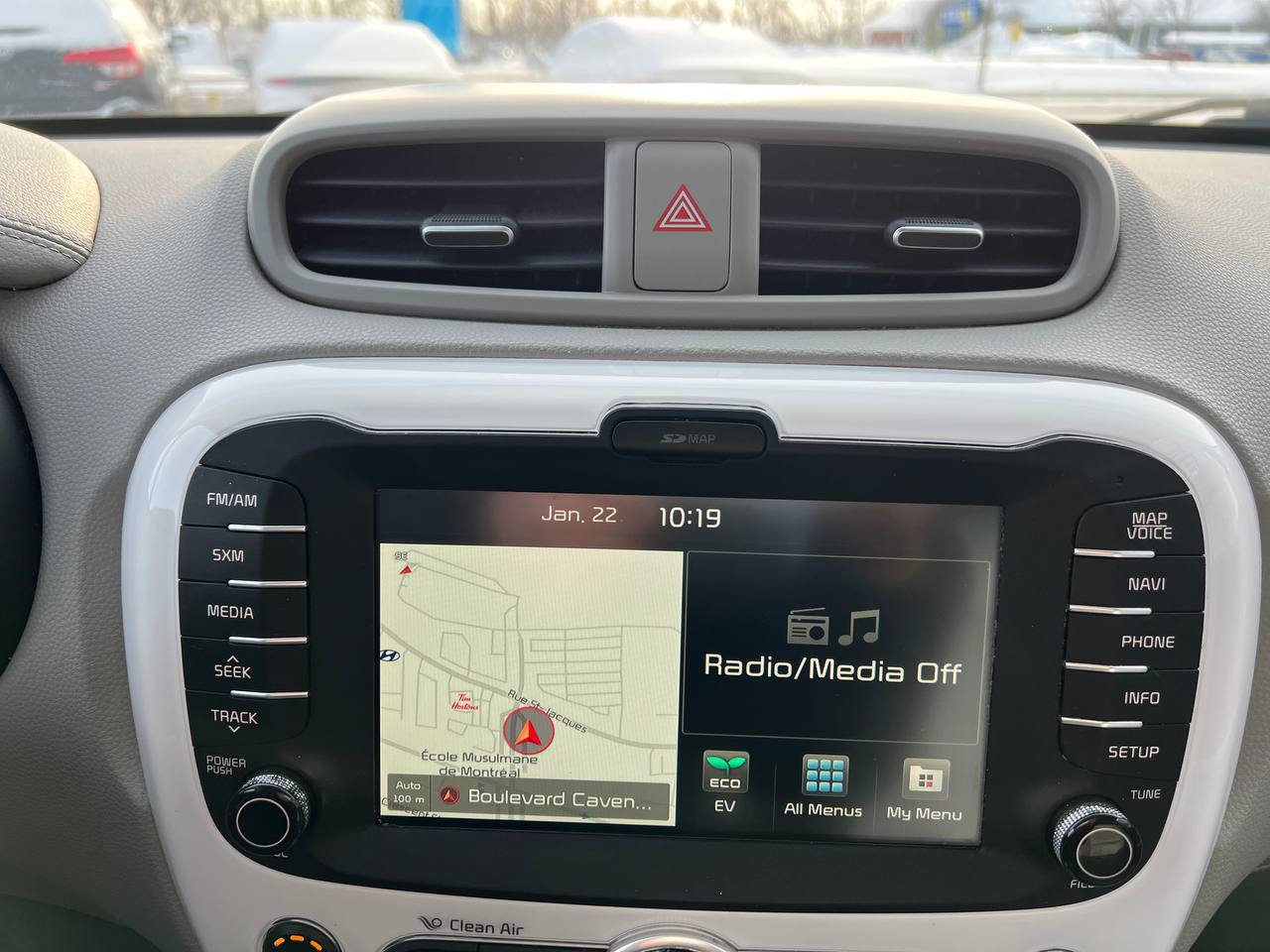 2016 Kia Soul EV Luxury**Jamais Accidentee**NAVIGATION**CUIR**SIEGES CHAUFFANTS AVANT ET ARRIERE**SIEGES FROIDS**VOLANT CHAUFFANT**MAGS** Main Image