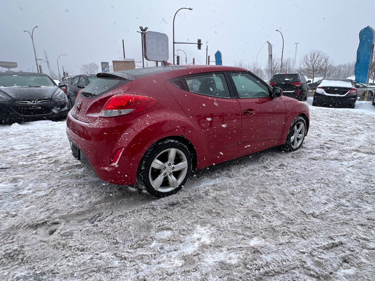 2013 Hyundai Veloster 3dr Cpe Man**Jamais Accidentee**SIEGES CHAUFFANTS**MAGS** Main Image