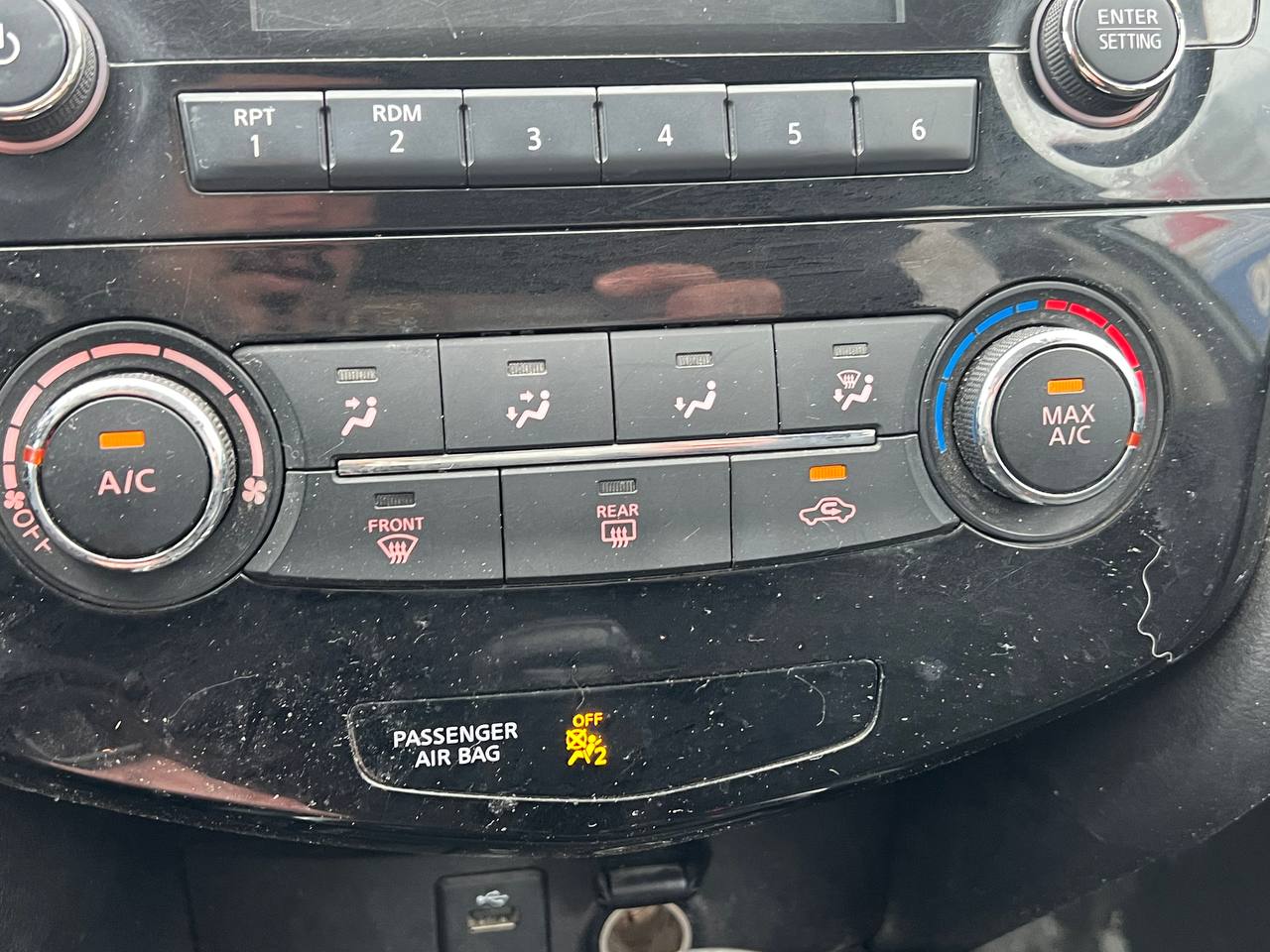 2016 Nissan Rogue SV**AWD**CAMERA DE RECULE**SIEGES CHAUFFNATS**MAGS**Un Proprietaire** Image principale