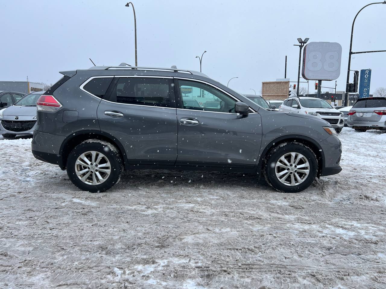 2016 Nissan Rogue SV**AWD**CAMERA DE RECULE**SIEGES CHAUFFNATS**MAGS**Un Proprietaire** Image principale