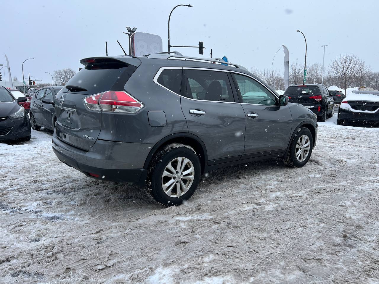 2016 Nissan Rogue SV**AWD**CAMERA DE RECULE**SIEGES CHAUFFNATS**MAGS**Un Proprietaire** Image principale