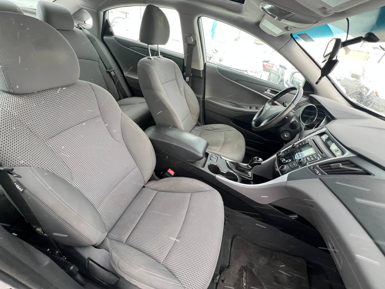 2011 Hyundai Sonata GLS**Jamais Accidentee**TOIT OUVRANT**SIEGES CHAUFFNATS**MAGS**SIEGES ELECTRIQUE**MODE ECO** Image principale