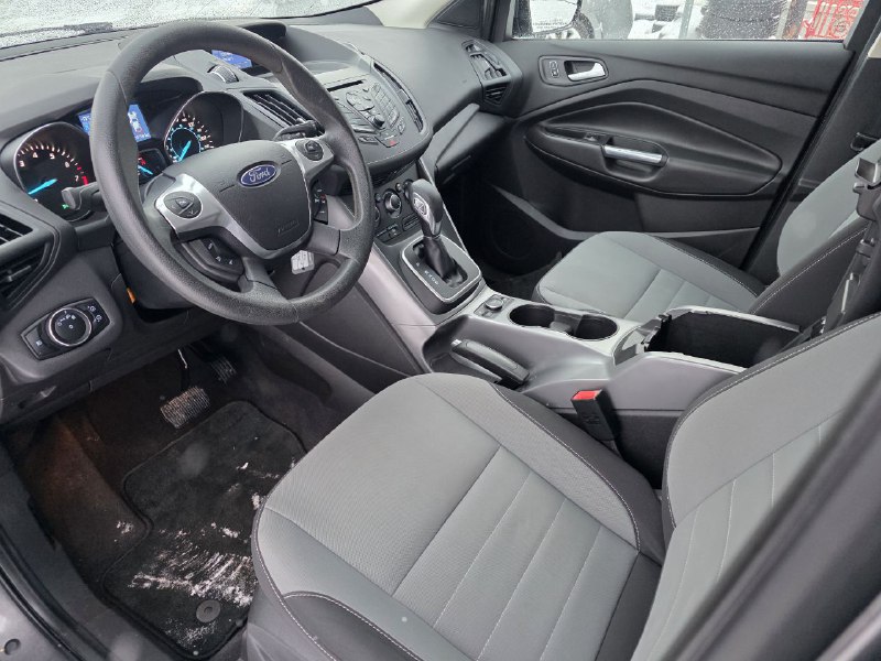 2013 Ford Escape **JAMAIS ACCIDENTEE**TRES BAS KILO**58 000KM**CERTIFIEE**SIEGES CHAUFFANTS**MAGS**EN SPECIAL** Image principale