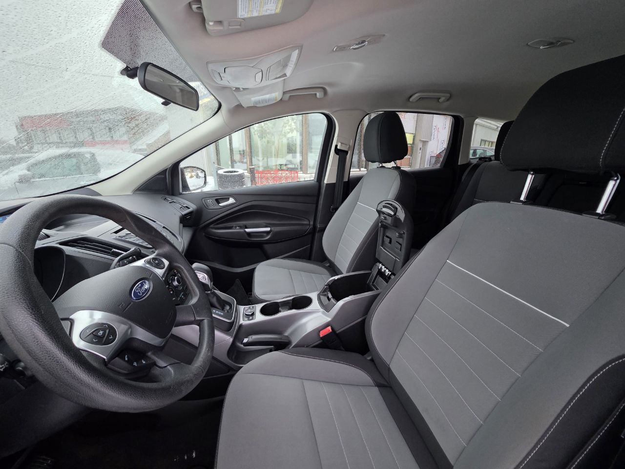 2013 Ford Escape **JAMAIS ACCIDENTEE**TRES BAS KILO**58 000KM**CERTIFIEE**SIEGES CHAUFFANTS**MAGS**EN SPECIAL** Image principale