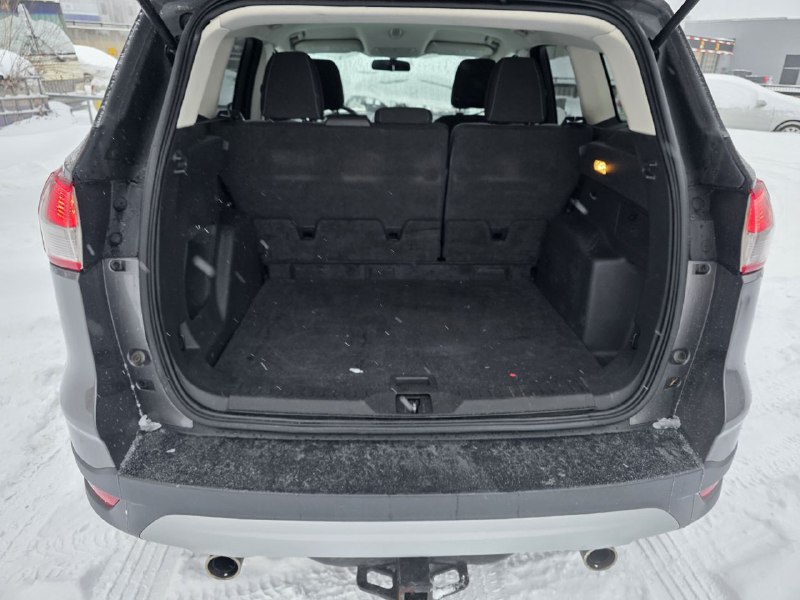 2013 Ford Escape **JAMAIS ACCIDENTEE**TRES BAS KILO**58 000KM**CERTIFIEE**SIEGES CHAUFFANTS**MAGS**EN SPECIAL** Image principale