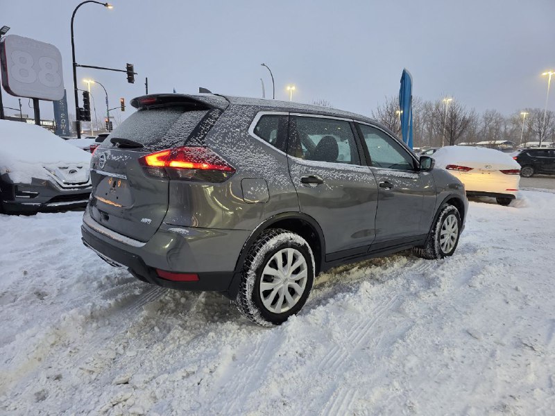 2017 Nissan Rogue S**AWD**CAMERA DE RECULE**SIEGES CHAUFFANTS** Image principale