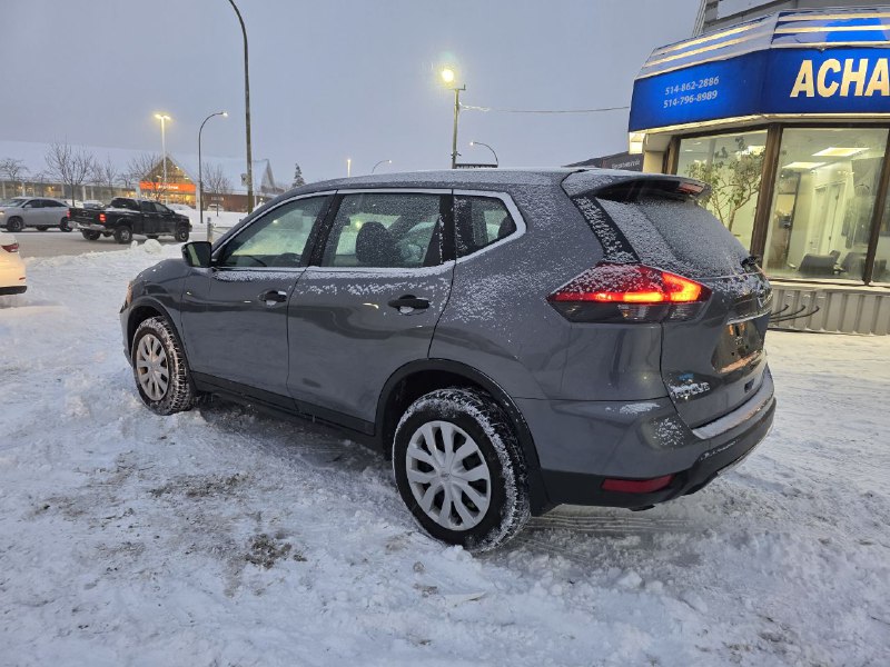 2017 Nissan Rogue S**AWD**CAMERA DE RECULE**SIEGES CHAUFFANTS** Image principale