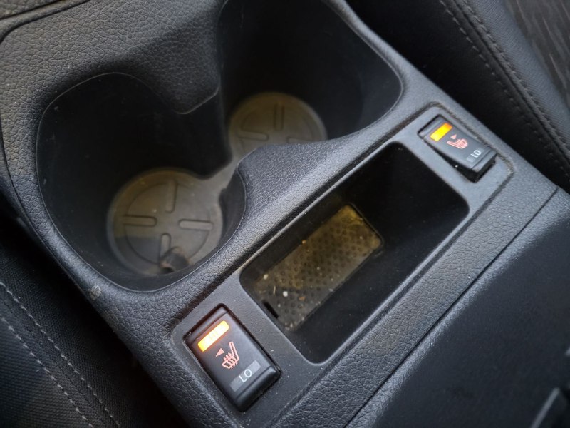 2017 Nissan Rogue S**AWD**CAMERA DE RECULE**SIEGES CHAUFFANTS** Image principale