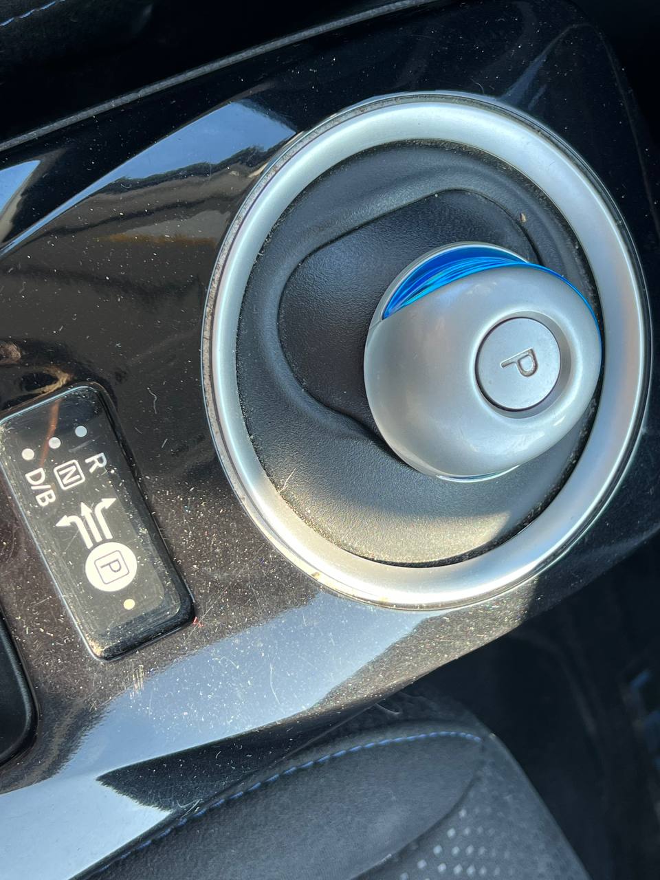 2014 Nissan LEAF SV**JAMAIS ACCIDENTEE**CAMERA DE RECUL**Navi**SIEGES CHAUFFANTS Avant et ArriÈre**Volant Chauffant**Mags**Un Proprietaire** Image principale