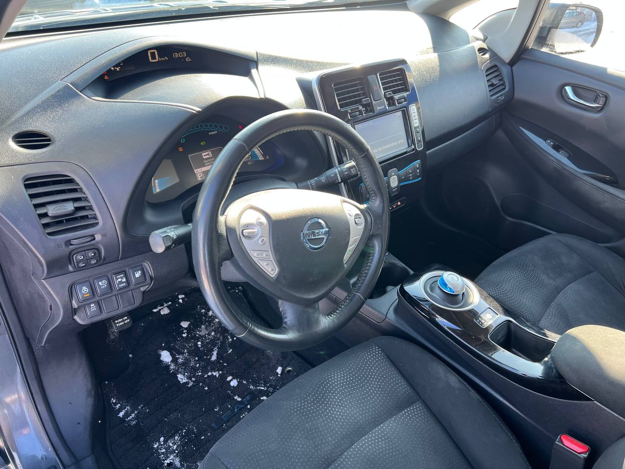 2014 Nissan LEAF SV**JAMAIS ACCIDENTEE**CAMERA DE RECUL**Navi**SIEGES CHAUFFANTS Avant et ArriÈre**Volant Chauffant**Mags**Un Proprietaire** Image principale