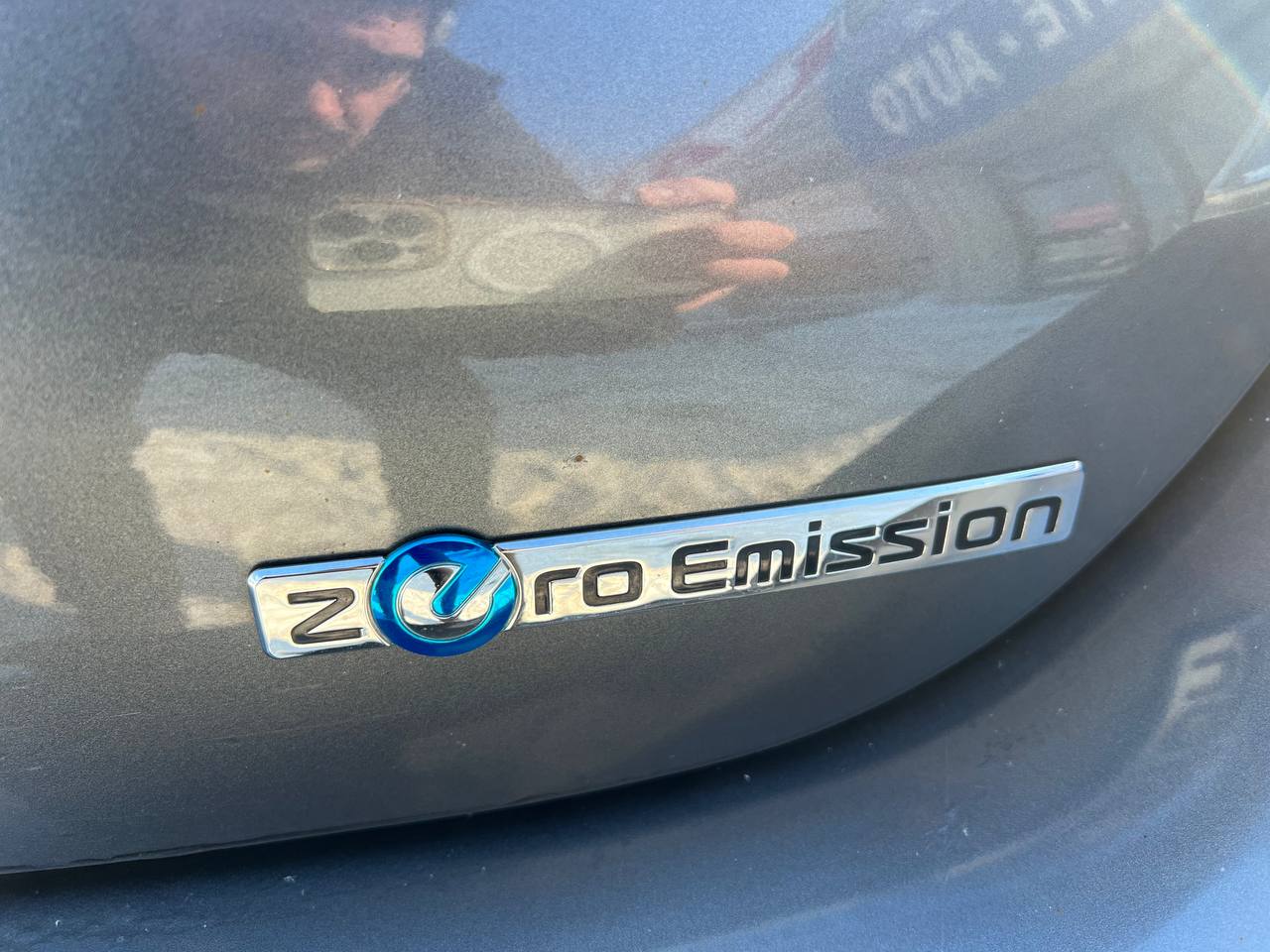 2014 Nissan LEAF SV**JAMAIS ACCIDENTEE**CAMERA DE RECUL**Navi**SIEGES CHAUFFANTS Avant et ArriÈre**Volant Chauffant**Mags**Un Proprietaire** Image principale