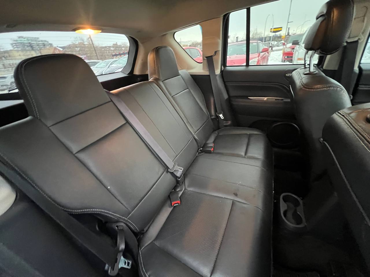 2016 Jeep Compass High Altitude**CERTIFIÉE SAAQ**4X4**Toit Ouvrant**CAMERA DE RECUL**Sieges en Cuir**SIEGES CHAUFFANTS**MAGS**Tres Bien Entretenu** Image principale