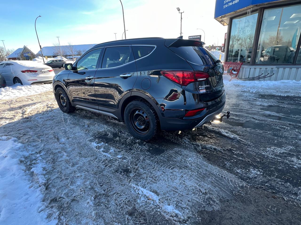 2017 Hyundai Santa Fe Sport Limited**AWD**TOIT OUVRANT PANORAMIQUE**SIEGE EN CUIR**CAMERA DE RECUL**SIEGES CHAUFFNATS AVANT ET ARRIERE**Siege Ventile**Volant Chauffant**Alerte d'angle Mort**MAGS** Image principale