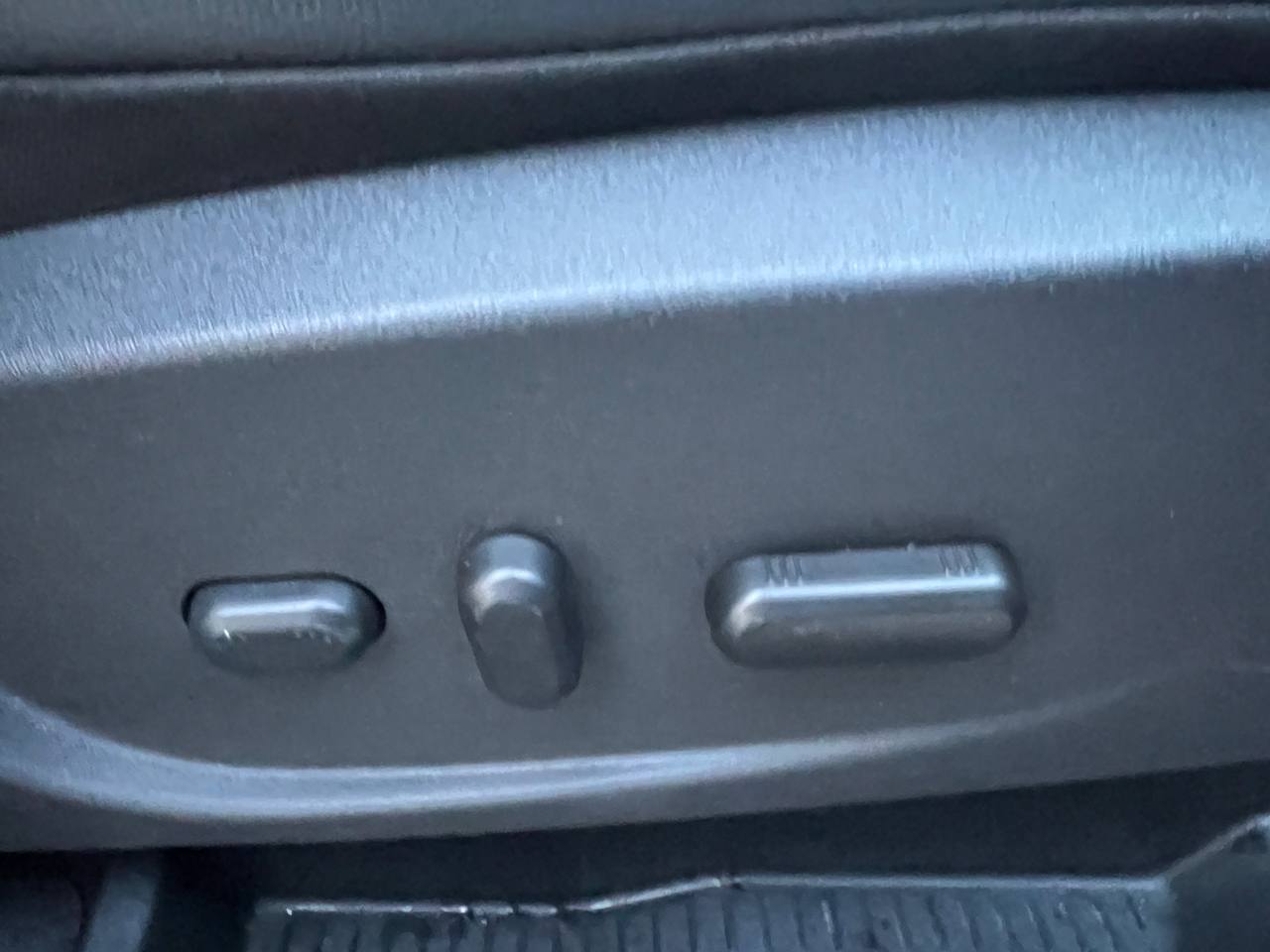 2017 Ford Escape Titanium**AWD**JAMAIS ACCIDENTEE**SAAQ CERTIFIEE**Toit Ouvrant Panoramique**ANGLE MORT**CamÉra de Recul**SIEGES EN CUIR**Navigation**SIEGES CHAUFFANTS**VOLANT CHAUFFANT**dÉmarrage À distance**MAGS** Image principale