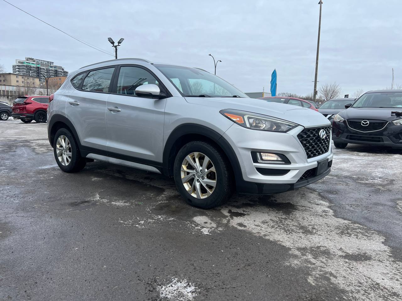 2019 Hyundai Tucson Preferred**SAAQ CERTIFIEE**AWD**CAR PLAY**LKA**ANGLE MORT**CamÉra de Recul**SIÈGES CHAUFFANTS AVANT et ARRIERE**VOLANT CHAUFFANT**ASSISTANCE AU MAINTIEN DE VOIE**MAGS** Image principale