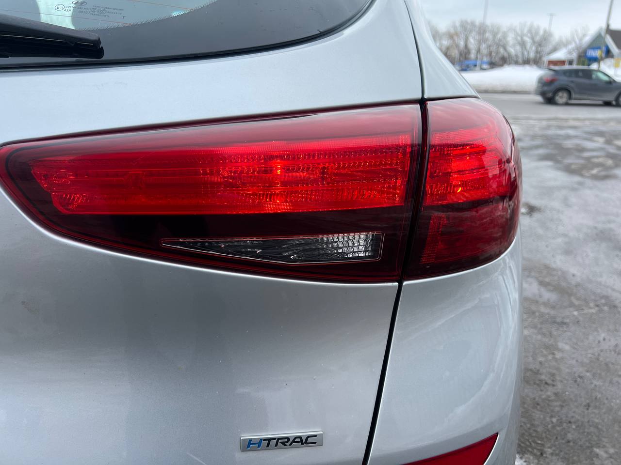 2019 Hyundai Tucson Preferred**SAAQ CERTIFIEE**AWD**CAR PLAY**LKA**ANGLE MORT**CamÉra de Recul**SIÈGES CHAUFFANTS AVANT et ARRIERE**VOLANT CHAUFFANT**ASSISTANCE AU MAINTIEN DE VOIE**MAGS** Image principale