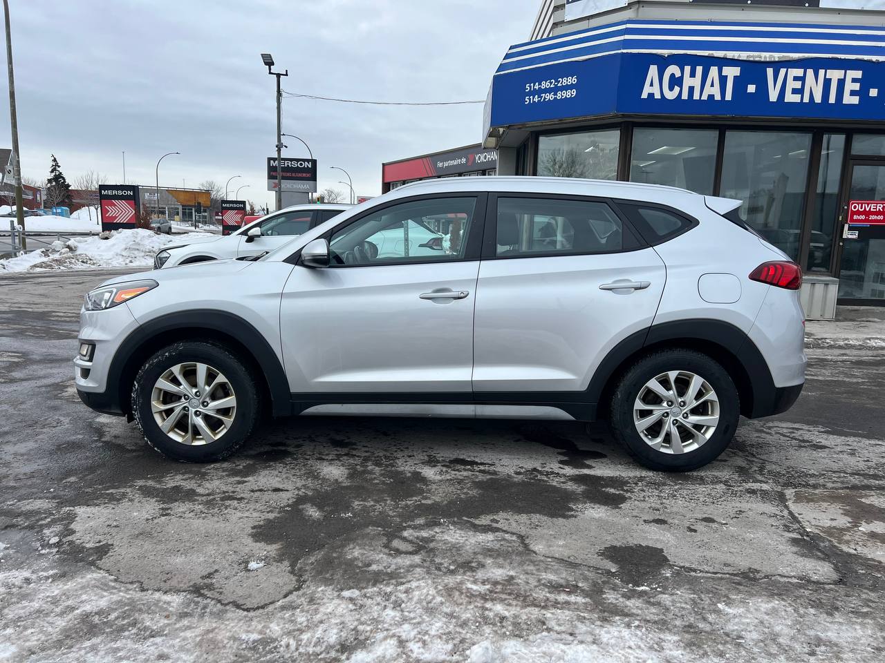 2019 Hyundai Tucson Preferred**SAAQ CERTIFIEE**AWD**CAR PLAY**LKA**ANGLE MORT**CamÉra de Recul**SIÈGES CHAUFFANTS AVANT et ARRIERE**VOLANT CHAUFFANT**ASSISTANCE AU MAINTIEN DE VOIE**MAGS** Image principale
