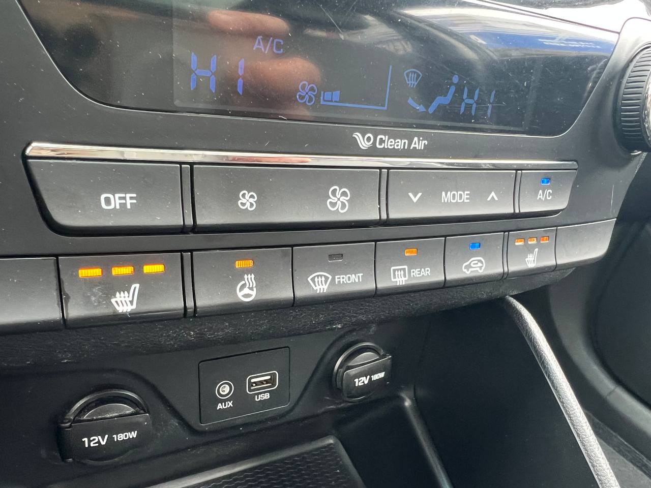 2018 Hyundai Tucson SE**SAAQ CERTIFIEE**CAR PLAY**Toit Ouvrant Panoramique**ANGLE MORT**CamÉra de Recul**SIEGES EN CUIR**SIÈGES CHAUFFANTS AVANT et ARRIERE**VOLANT CHAUFFANT**MAGS** Image principale