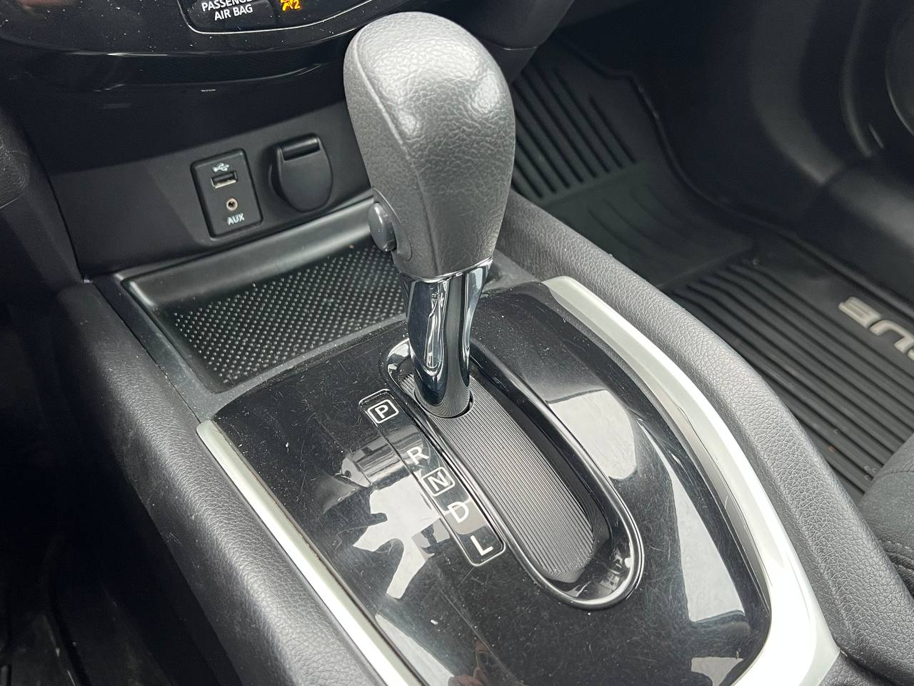 2016 Nissan Rogue SV**AWD**Toit Ouvrant Panoramique**CAMERA DE RECULE**SIEGES CHAUFFNATS**MAGS** Image principale