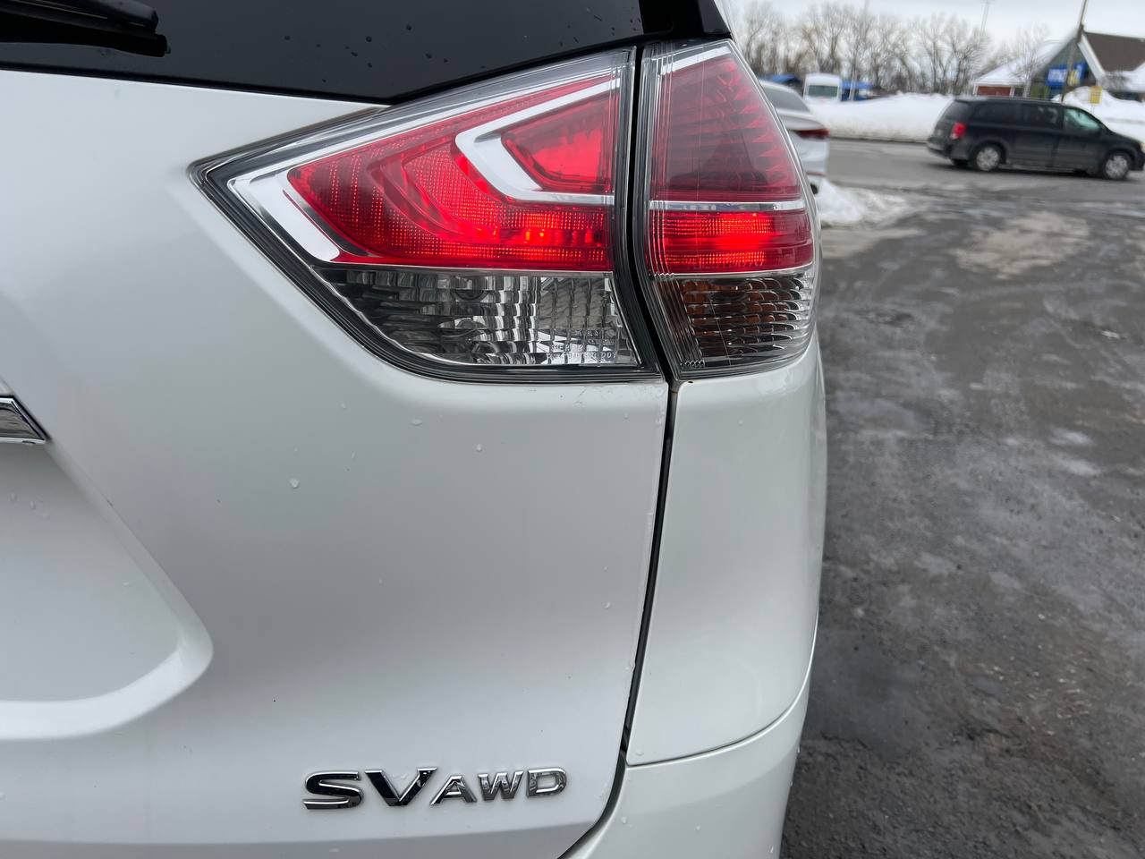 2016 Nissan Rogue SV**AWD**Toit Ouvrant Panoramique**CAMERA DE RECULE**SIEGES CHAUFFNATS**MAGS** Image principale