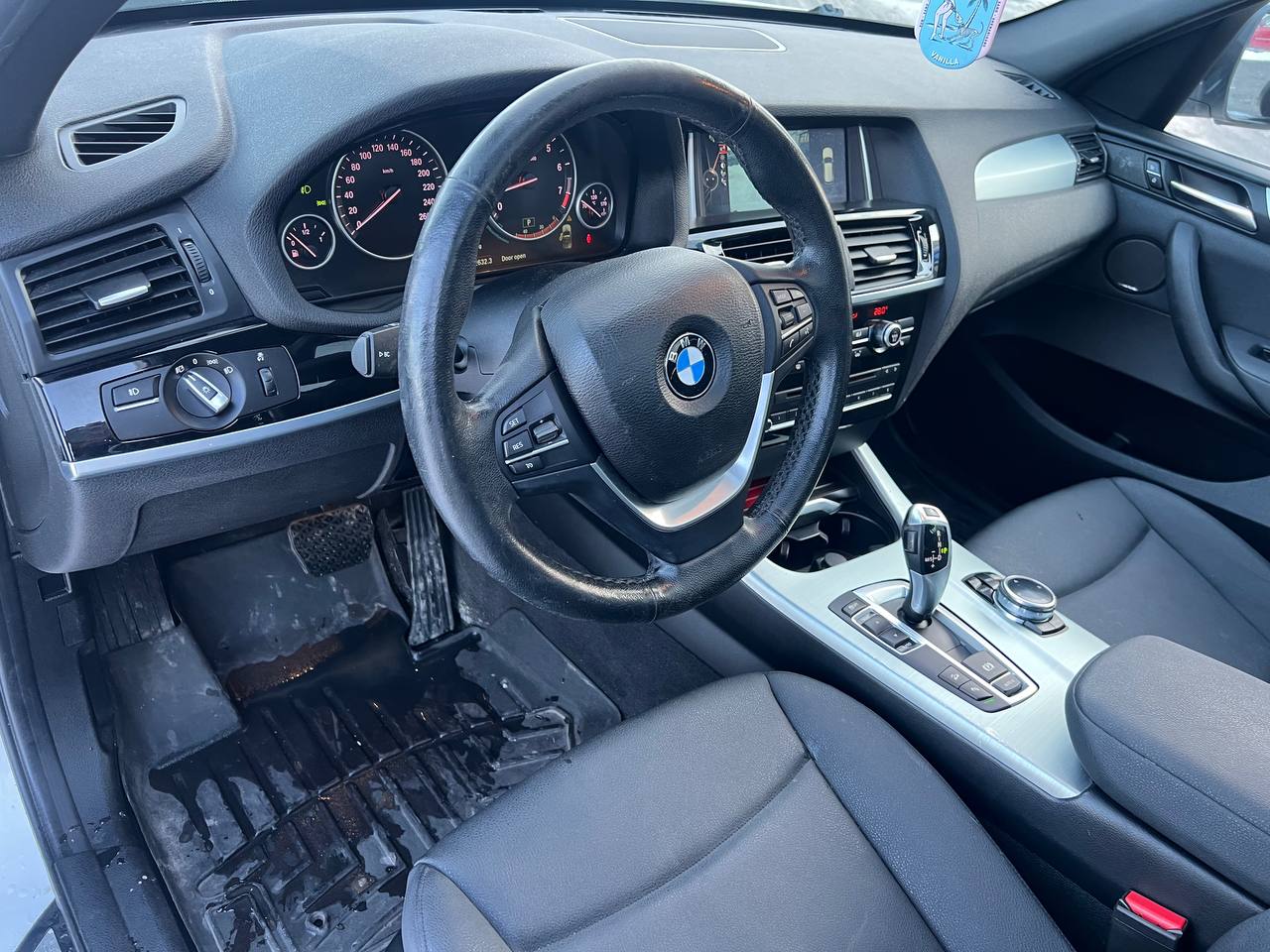 2015 BMW X3 XDrive28i**AWD**SAAQ CERTIFIEE**TOIT PANORAMIQUE**CAMERA DE RECULE**SIEGES CHAUFFNATS**MAGS**VOLANT CHAUFFNATS**CUIR** Image principale