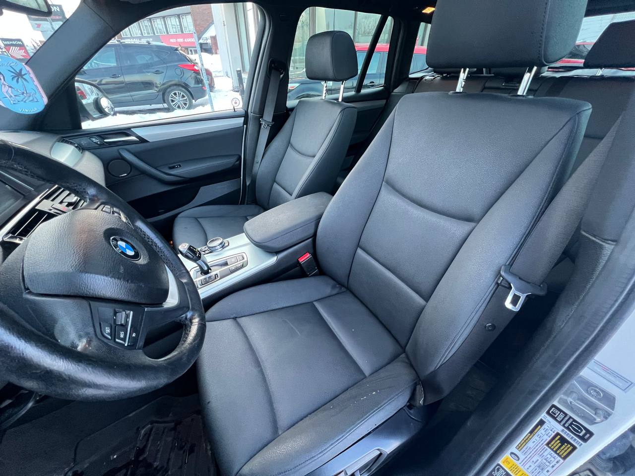 2015 BMW X3 XDrive28i**AWD**SAAQ CERTIFIEE**TOIT PANORAMIQUE**CAMERA DE RECULE**SIEGES CHAUFFNATS**MAGS**VOLANT CHAUFFNATS**CUIR** Image principale