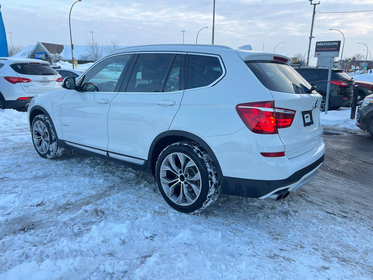 2015 BMW X3 XDrive28i**AWD**SAAQ CERTIFIEE**TOIT PANORAMIQUE**CAMERA DE RECULE**SIEGES CHAUFFNATS**MAGS**VOLANT CHAUFFNATS**CUIR** Image principale