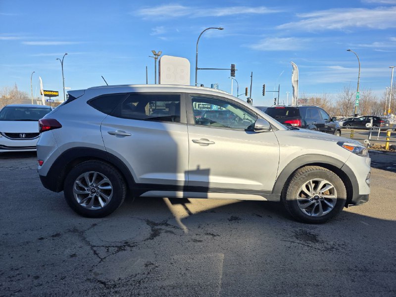 2017 Hyundai Tucson AWD**SAAQ CERTIFIEE**JAMAIS ACCIDENTEE**CAMERA DE RECUL**SIEGES CHAUFFANTS**MAGS** Image principale