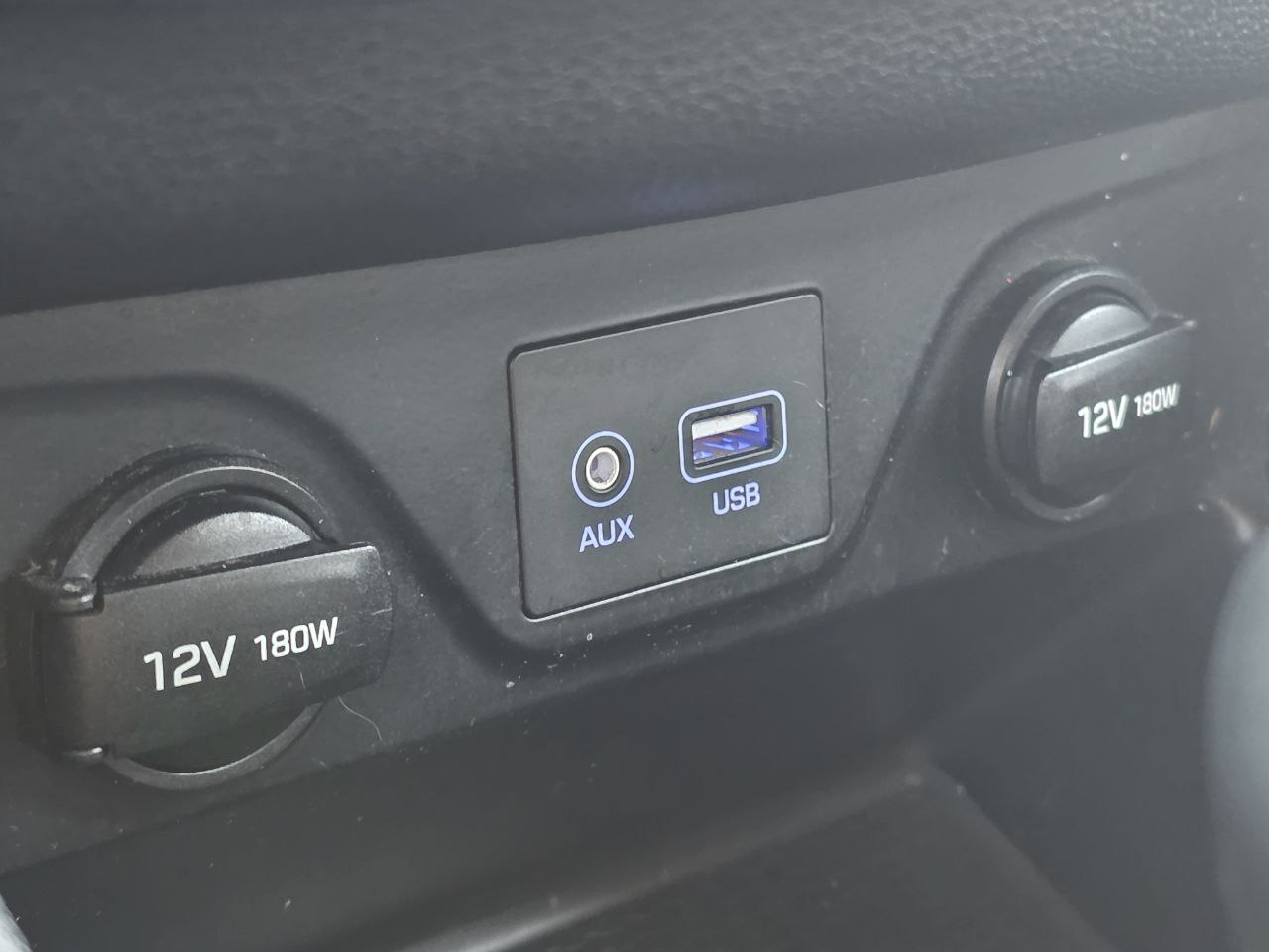 2017 Hyundai Tucson AWD**SAAQ CERTIFIEE**JAMAIS ACCIDENTEE**CAMERA DE RECUL**SIEGES CHAUFFANTS**MAGS** Image principale