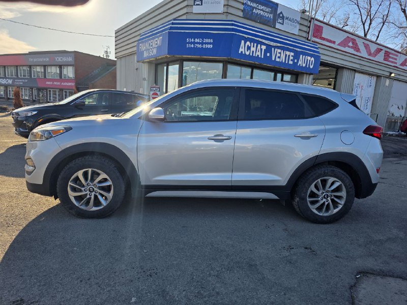 2017 Hyundai Tucson AWD**SAAQ CERTIFIEE**JAMAIS ACCIDENTEE**CAMERA DE RECUL**SIEGES CHAUFFANTS**MAGS** Image principale