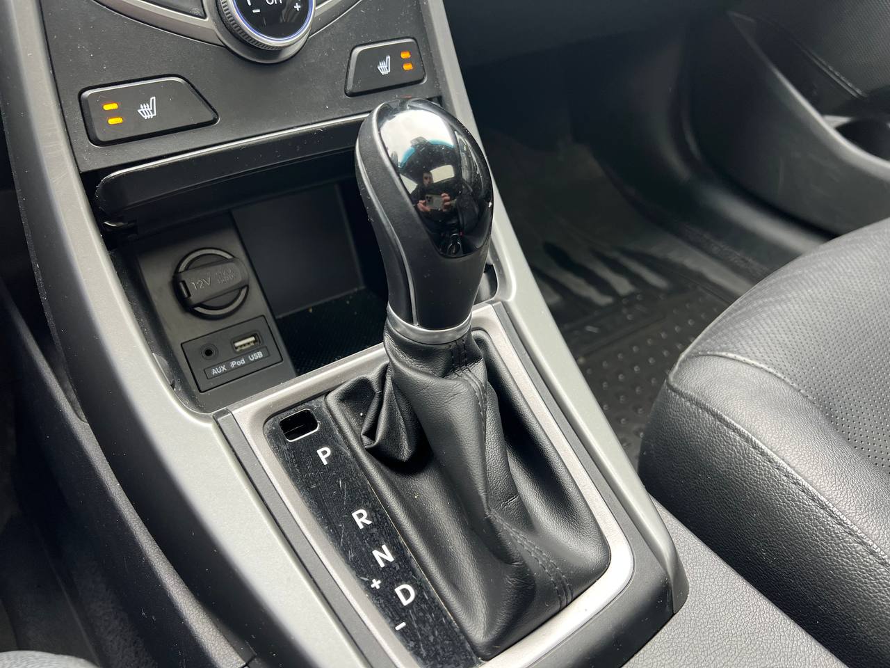 2015 Hyundai Elantra Limited**SAAQ CERTIFIEE**Toit Ouvrant**CamÉra de Recul**SIEGES EN CUIR**Navigation**SIEGES CHAUFFANTS Avant et ArriÈre**DÉmarrage À distance**MAGS** Image principale