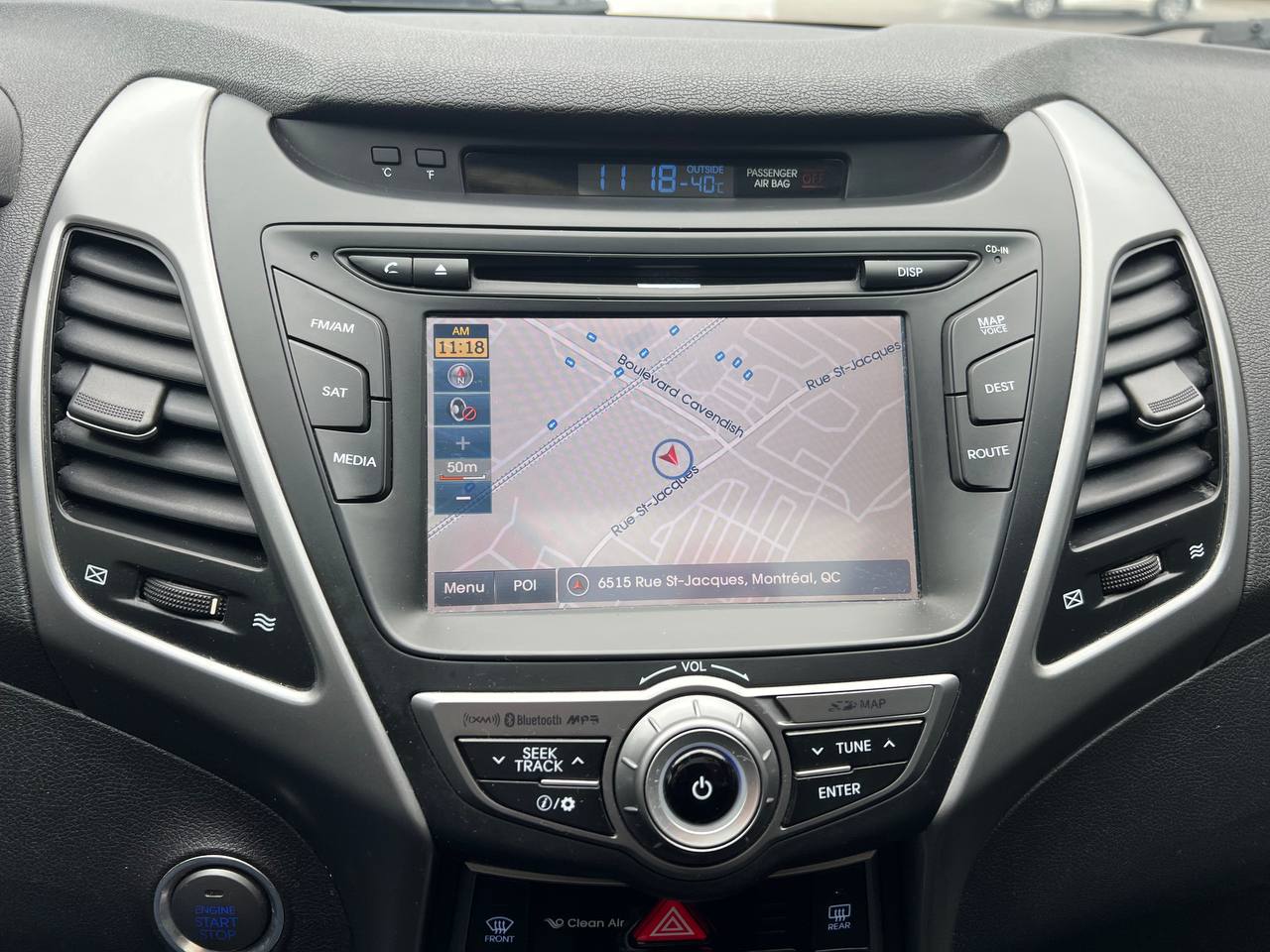 2015 Hyundai Elantra Limited**SAAQ CERTIFIEE**Toit Ouvrant**CamÉra de Recul**SIEGES EN CUIR**Navigation**SIEGES CHAUFFANTS Avant et ArriÈre**DÉmarrage À distance**MAGS** Image principale