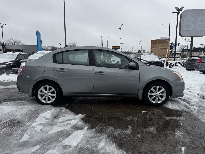 2012 Nissan Sentra 2.0**MAGS** Image principale