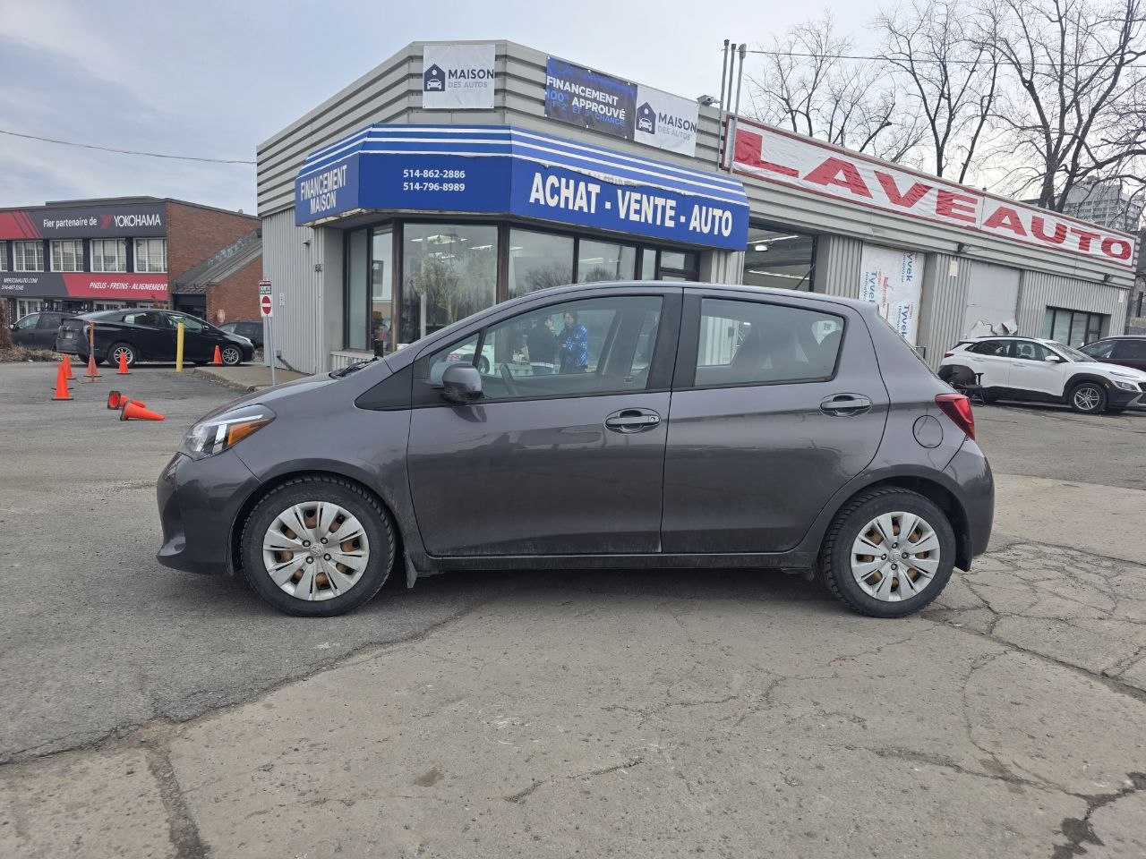 2016 Toyota Yaris  Image principale