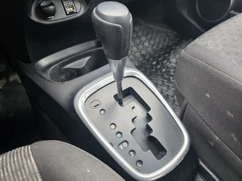 2016 Toyota Yaris LE**Jamais Accidente** Image principale