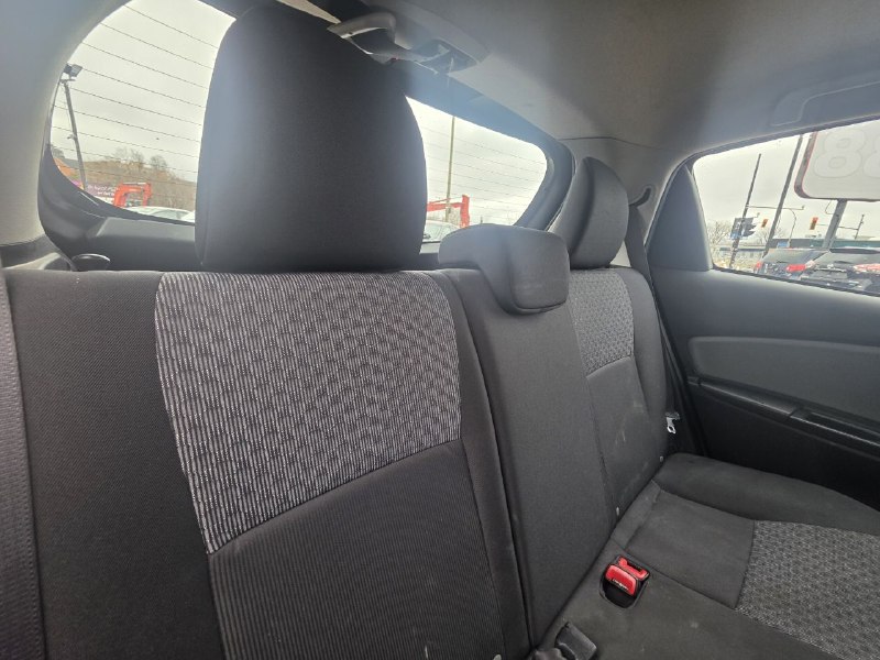 2016 Toyota Yaris LE**Jamais Accidente** Image principale