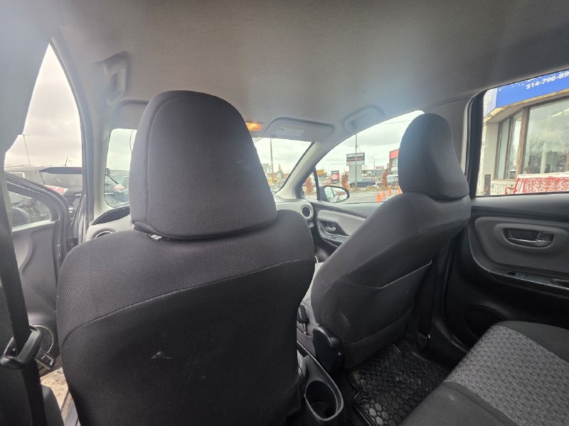 2016 Toyota Yaris LE**Jamais Accidente** Image principale