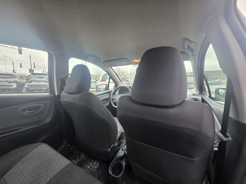 2016 Toyota Yaris LE**Jamais Accidente** Image principale