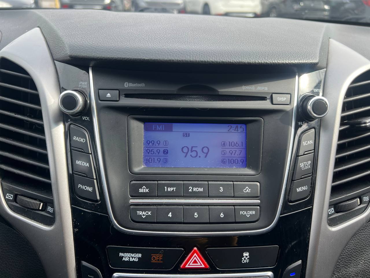 2013 Hyundai Elantra GT GLS**Toit Ouvrant Panoramique**Sieges CHAUFFANTS**MAGS** Image principale