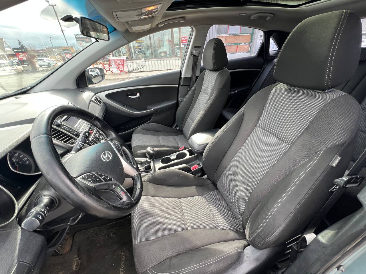 2013 Hyundai Elantra GT GLS**Toit Ouvrant Panoramique**Sieges CHAUFFANTS**MAGS** Image principale