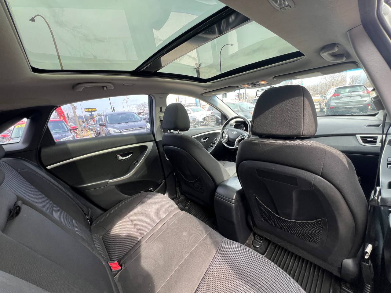 2013 Hyundai Elantra GT GLS**Toit Ouvrant Panoramique**Sieges CHAUFFANTS**MAGS** Image principale