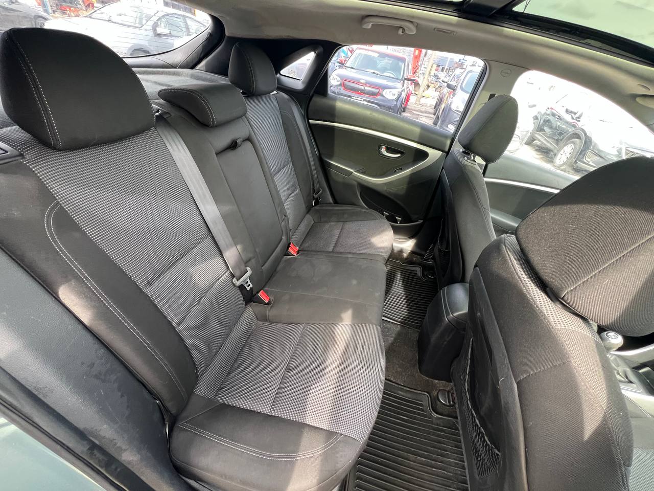 2013 Hyundai Elantra GT GLS**Toit Ouvrant Panoramique**Sieges CHAUFFANTS**MAGS** Image principale