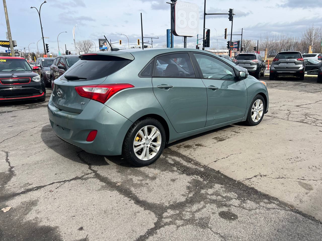 2013 Hyundai Elantra GT GLS**Toit Ouvrant Panoramique**Sieges CHAUFFANTS**MAGS** Image principale