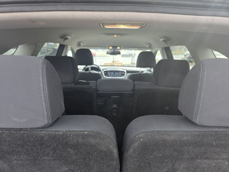 2019 Kia Sorento **LX**7 PASSAGERS**AWD**CAMERA DE RECUL**SIEGES CHAUFFANTS**MAGS**EN SPECIAL** Image principale