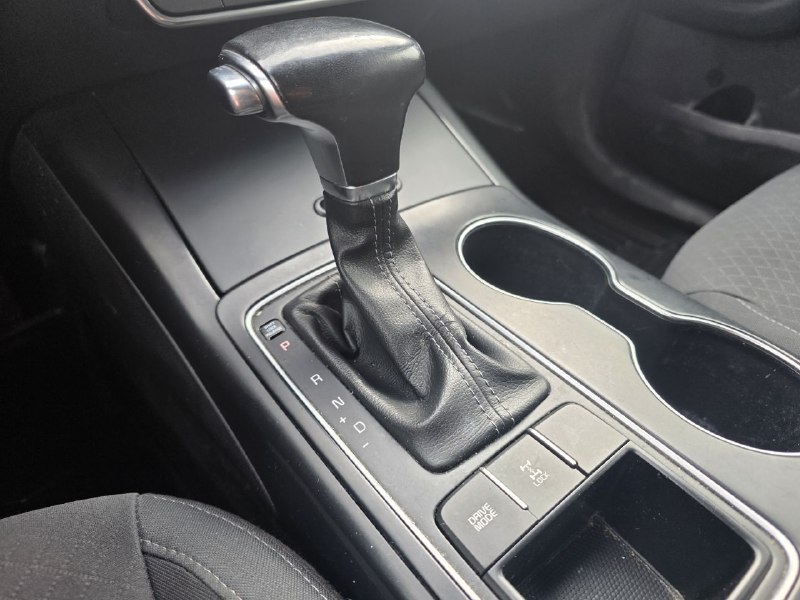 2019 Kia Sorento **LX**7 PASSAGERS**AWD**CAMERA DE RECUL**SIEGES CHAUFFANTS**MAGS**EN SPECIAL** Image principale