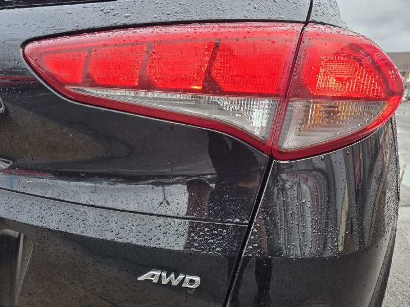 2016 Hyundai Tucson Luxury Main Image