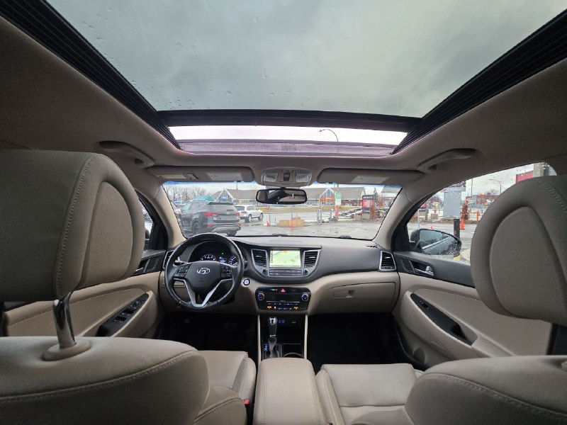 2016 Hyundai Tucson Luxury Main Image