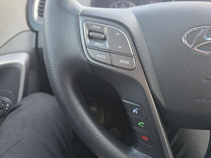 2016 Hyundai Santa Fe Sport JAMAIS ACCIDENTEE**SAAQ CERTIFIEE**UNE SEULE PROPRIO**2.4L**SIEGES CHAUFFANTS**MAGS**EN SPECIAL** Image principale