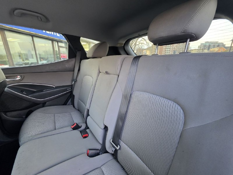 2016 Hyundai Santa Fe Sport JAMAIS ACCIDENTEE**SAAQ CERTIFIEE**UNE SEULE PROPRIO**2.4L**SIEGES CHAUFFANTS**MAGS**EN SPECIAL** Image principale